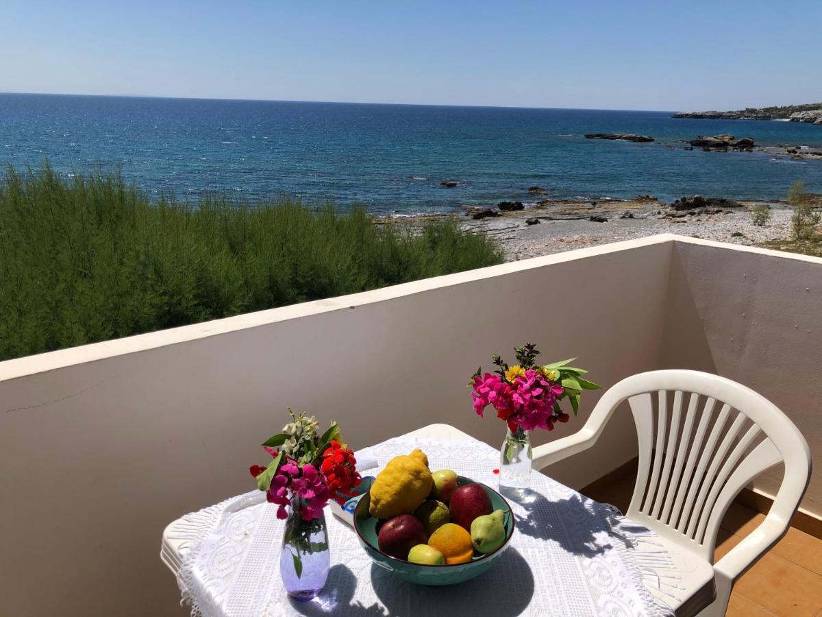 לוטרו Taverna Akrogiali מראה חיצוני תמונה