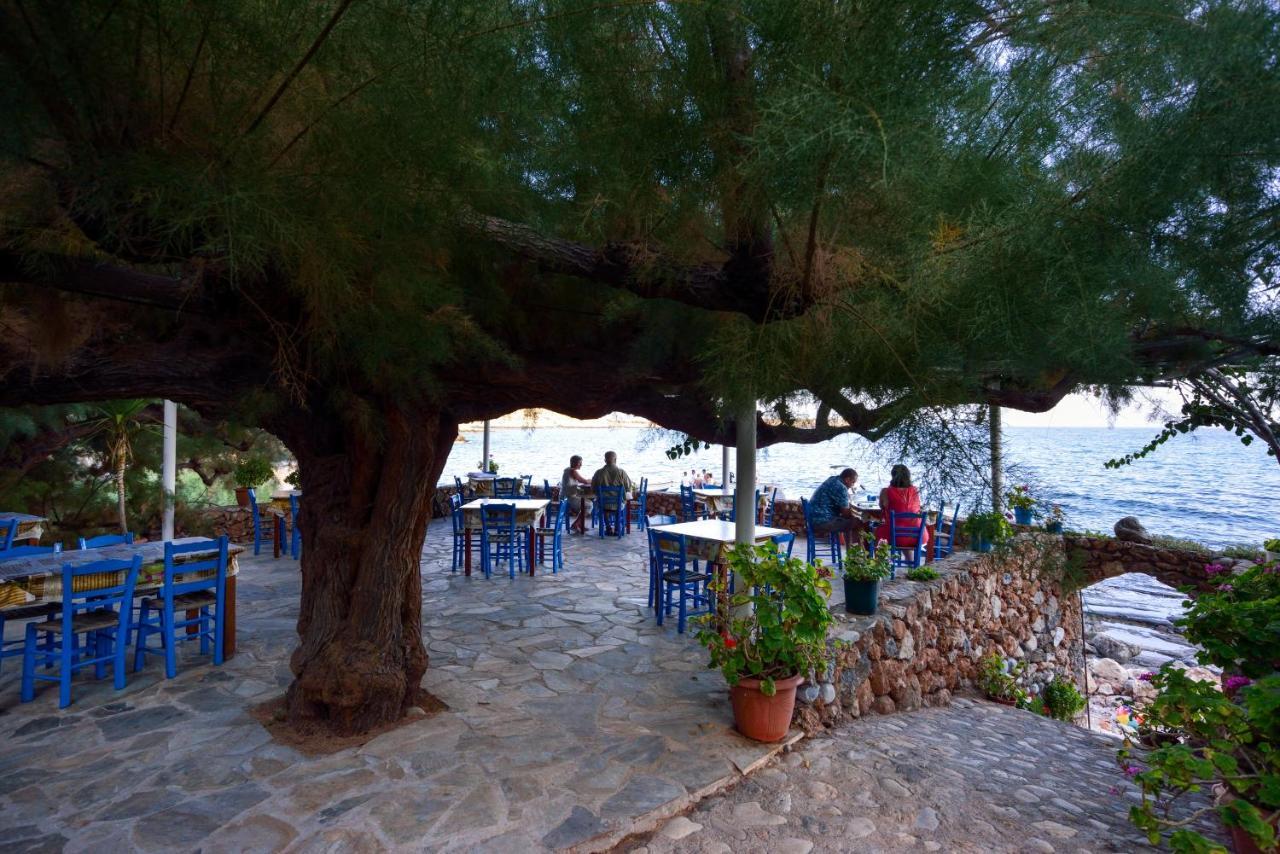 לוטרו Taverna Akrogiali מראה חיצוני תמונה