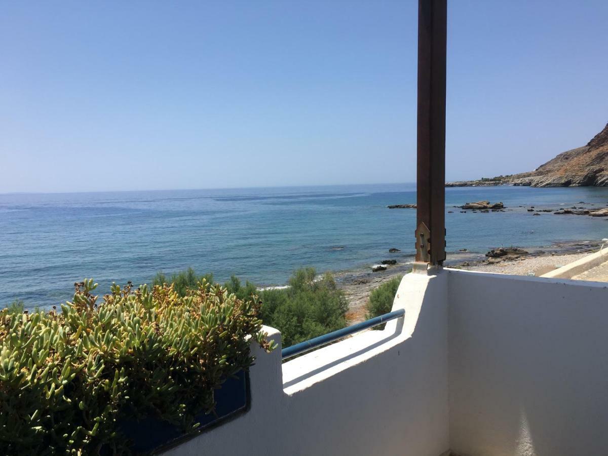 לוטרו Taverna Akrogiali מראה חיצוני תמונה