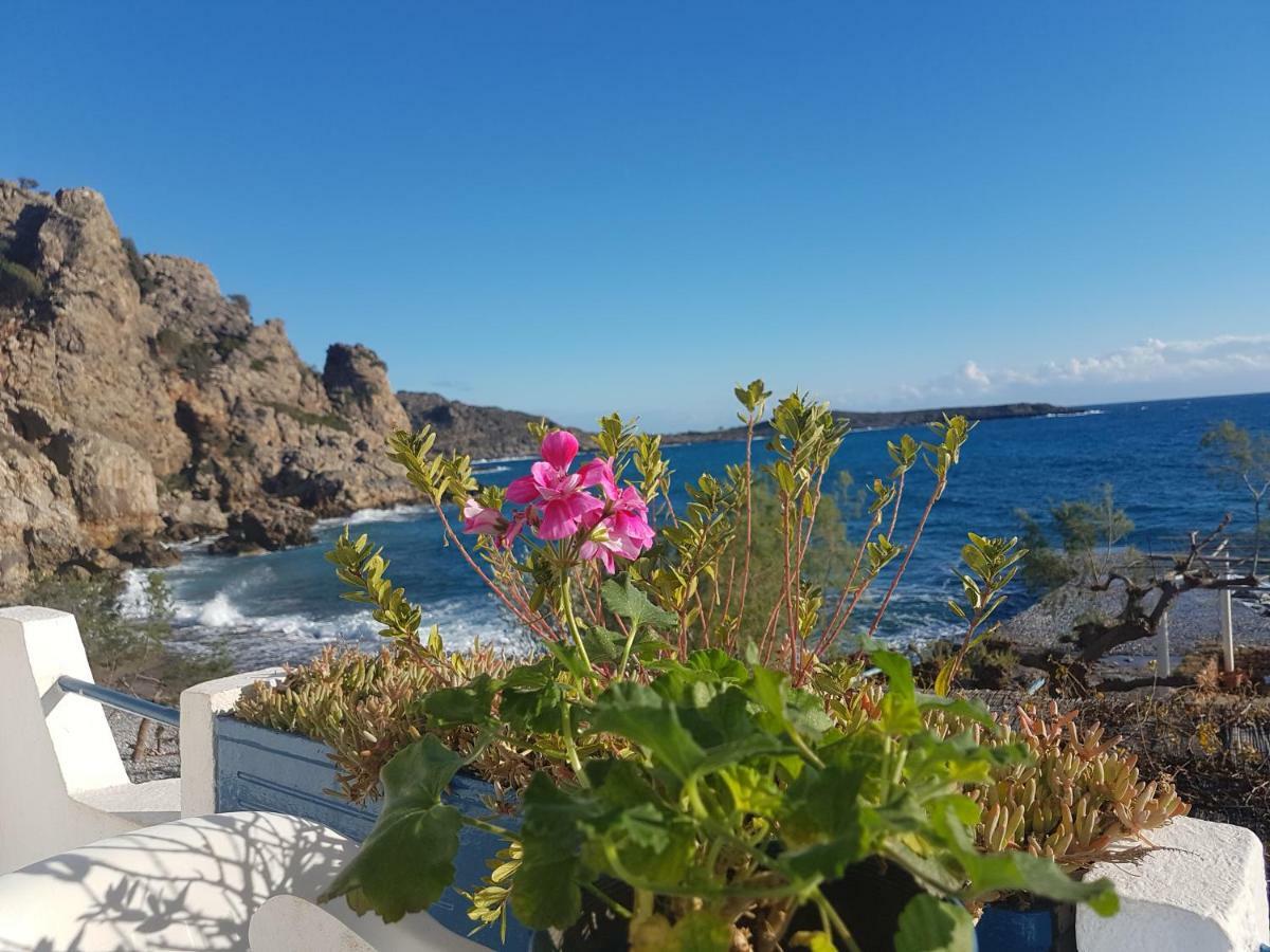לוטרו Taverna Akrogiali מראה חיצוני תמונה